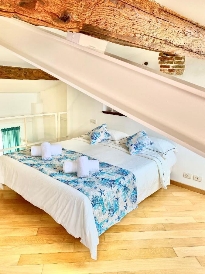Cozy Loft Marina View Apartment Savona Ngoại thất bức ảnh